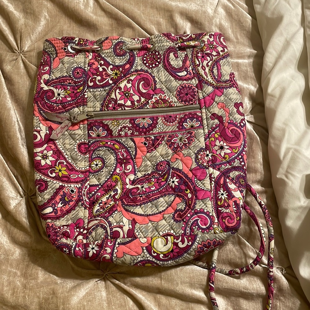 NWT’s. Vera Bradley Drawstring Bag. Paisley pink
